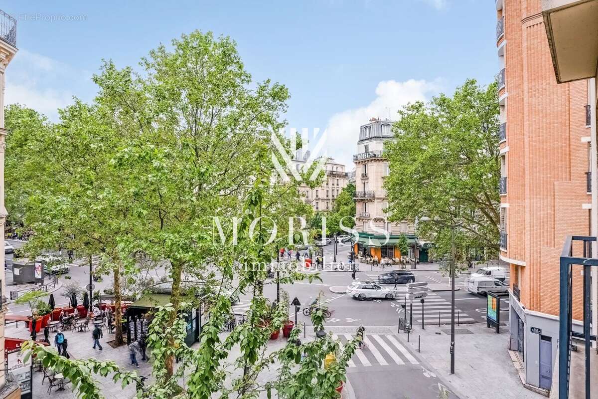 Appartement à PARIS-18E