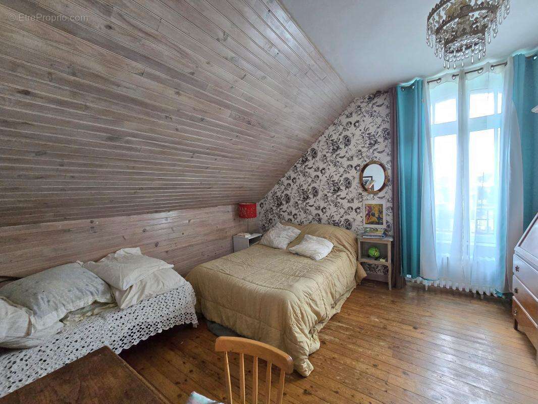 Maison à LANDIVISIAU