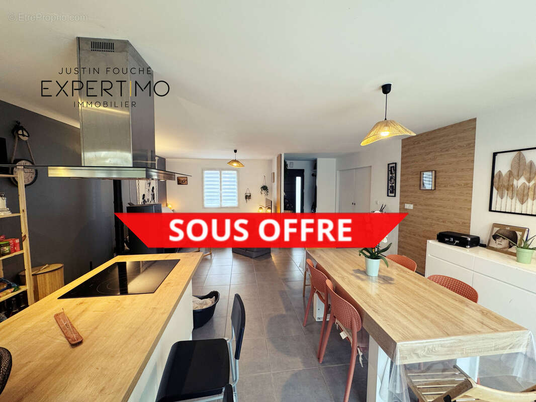 Maison à MONCE-EN-BELIN