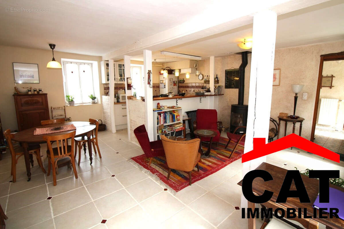 Maison à MORET-SUR-LOING