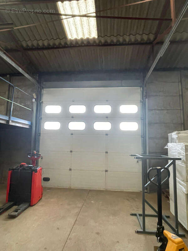 Commerce à L&#039;AIGLE