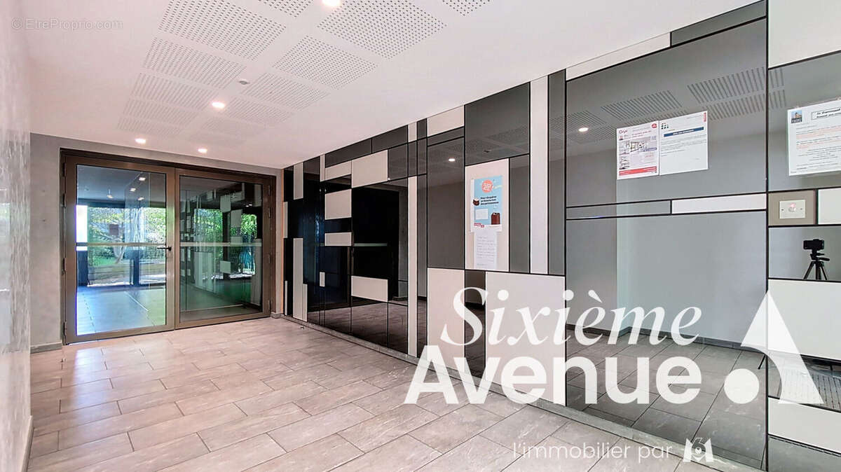 Appartement à BRON