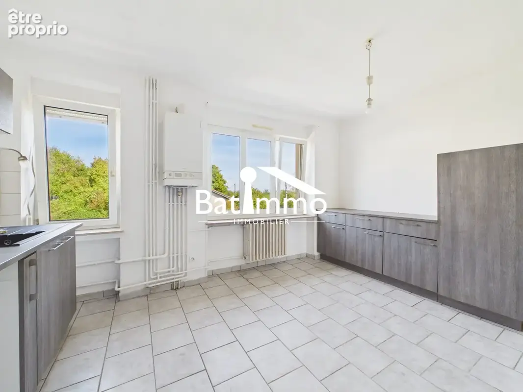 Appartement 5 pièces 92 m² à vendre à Ars-Sur-Moselle (57130) - photo 4