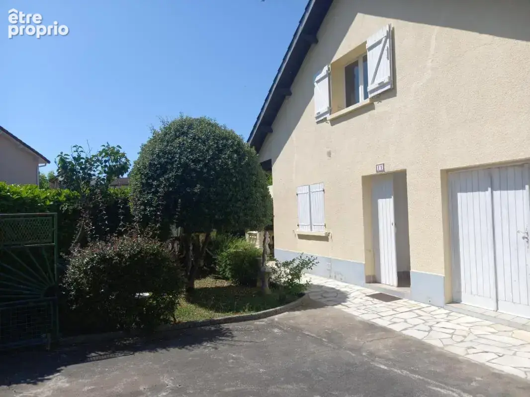 Maison à vendre 7 pièces VILLEFRANCHE DE ROUERGUE (12) - photo 2