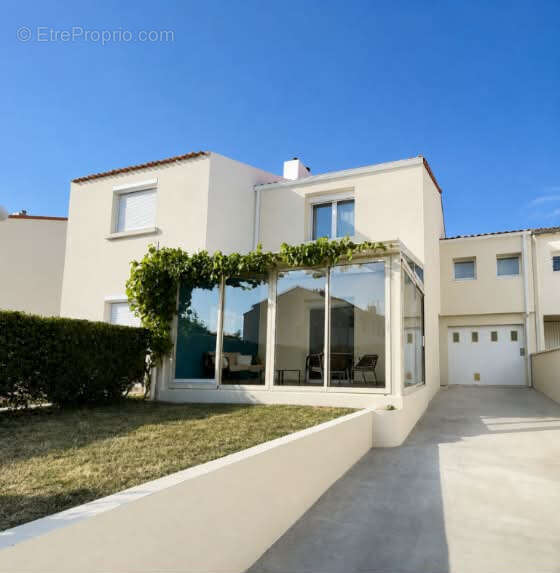 Maison à PREFAILLES