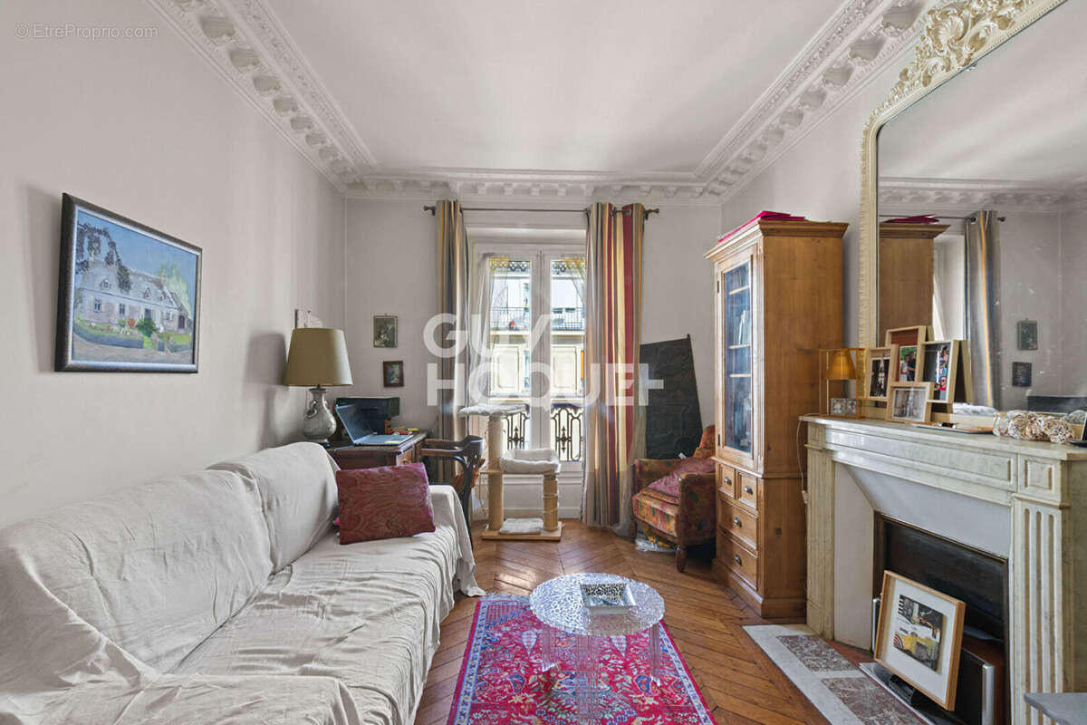 Appartement à PARIS-5E
