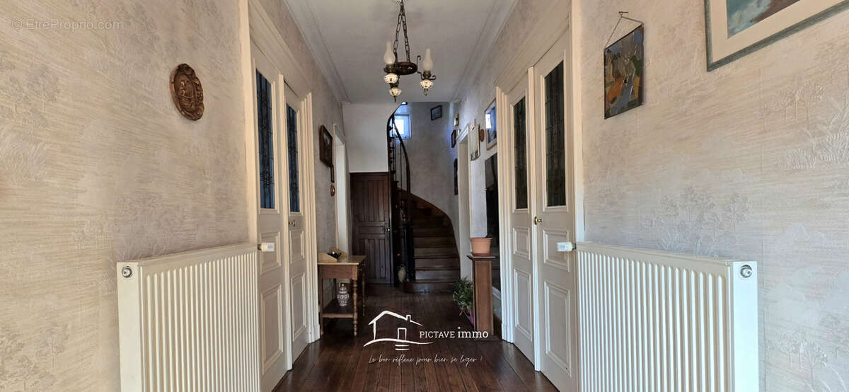 Maison de caractère 19ème siècle - 234m2 - terrain 1320m2 - photo 2