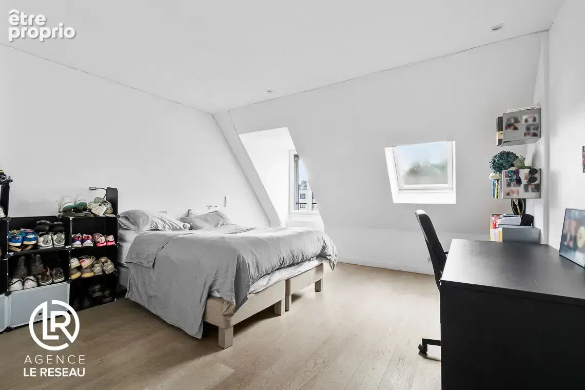 Appartement familial et lumineux en parfait état au dernier étage situé dans le quartier Charles Laffitte - photo 14