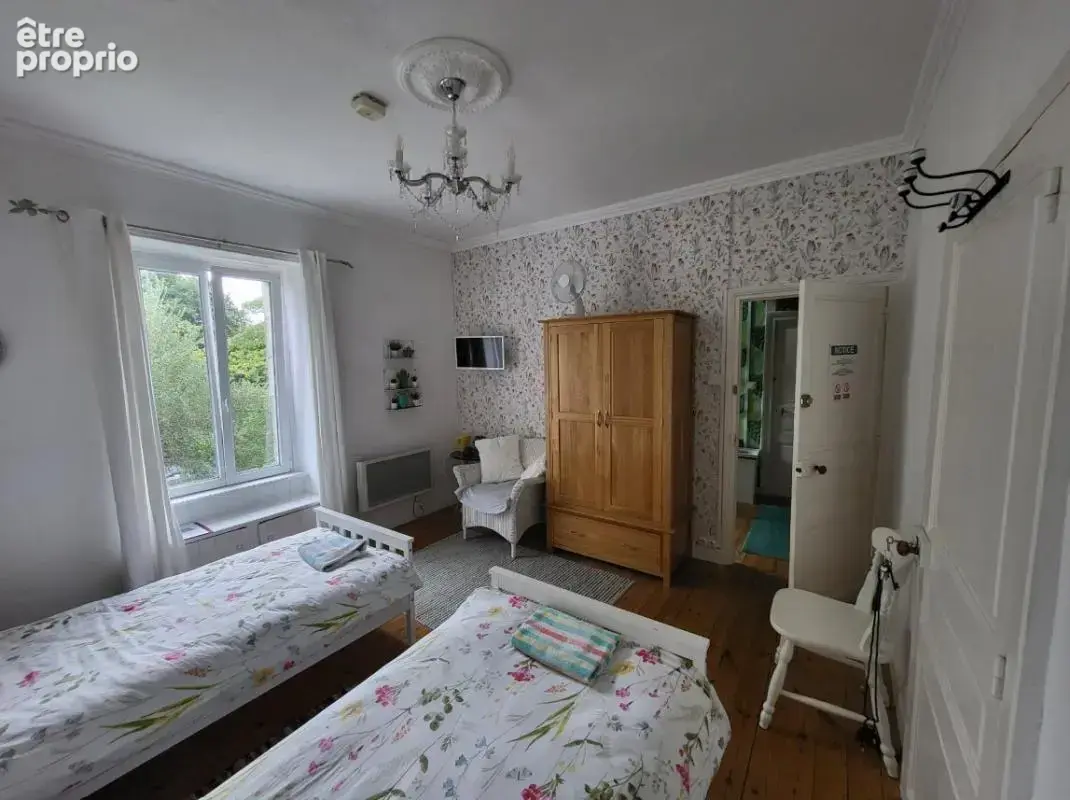 29520 Châteauneuf du Faou Gîte exploitable ou maison de famille 6 chambres - photo 6