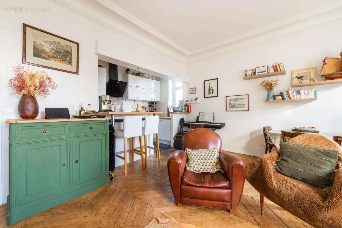 Appartement à VILLE-D'AVRAY