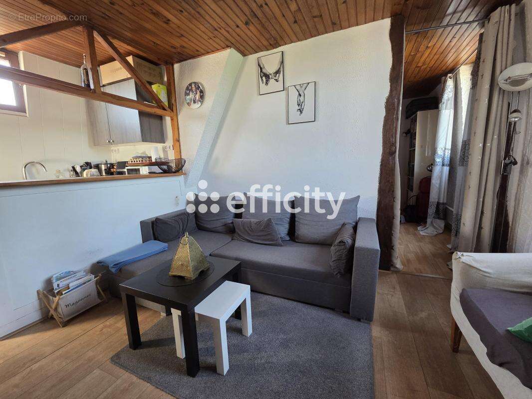 Appartement à VILLENEUVE-SAINT-GEORGES