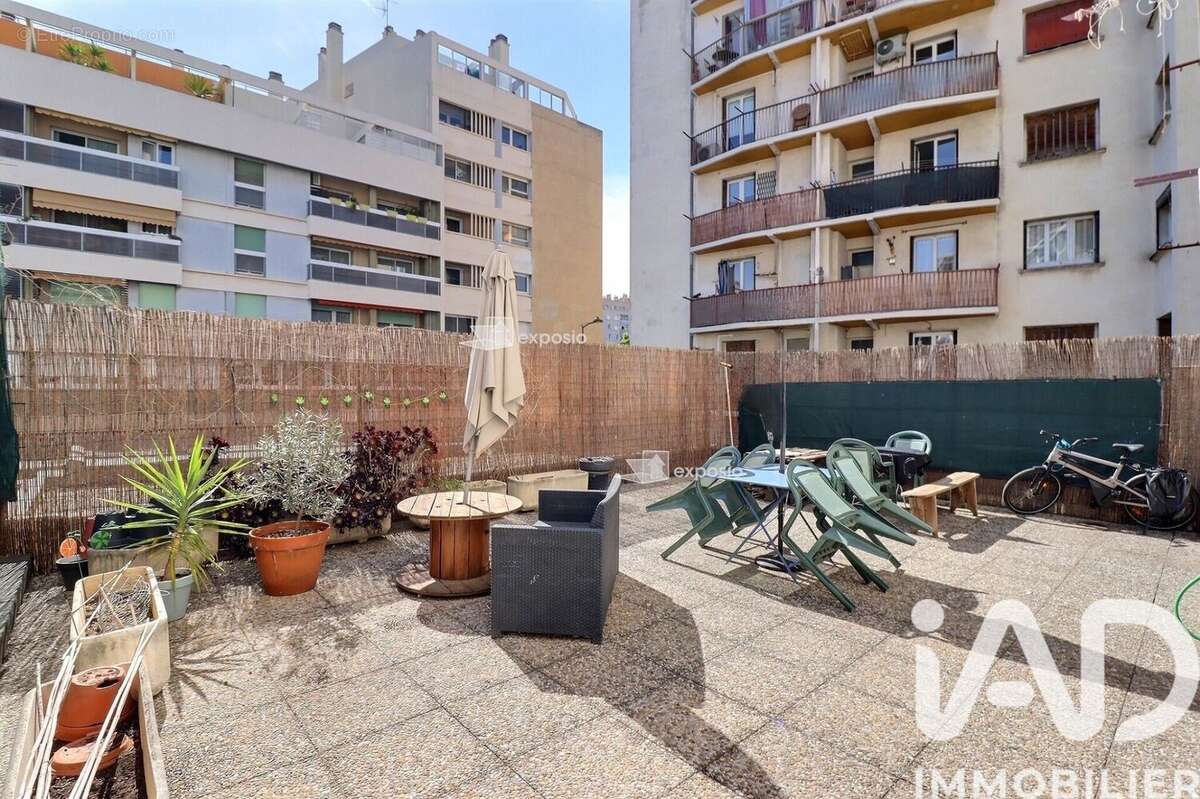 Photo 8 - Appartement à MARSEILLE-5E