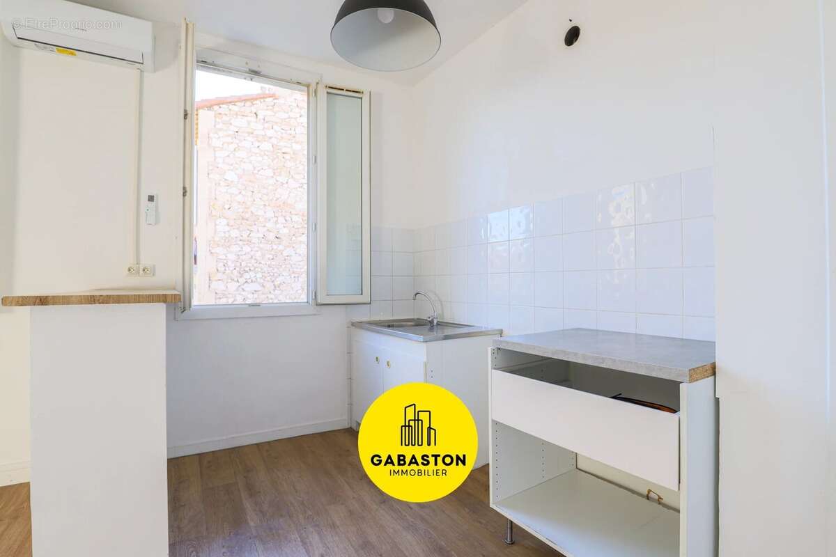 Appartement à MARSEILLE-7E