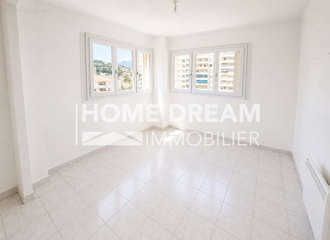 Appartement à TOULON