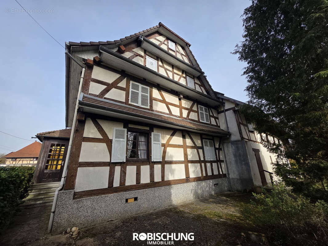 Maison à WOLFERSDORF