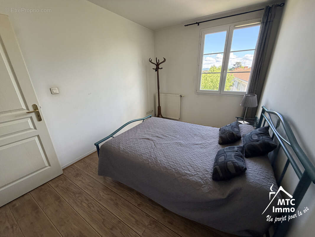 Appartement à PONT-DE-CHERUY