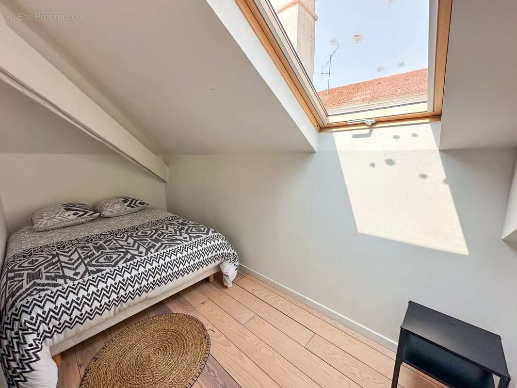 CANNES  Vente 4 pièces proche Rue d'Antibes - photo 9