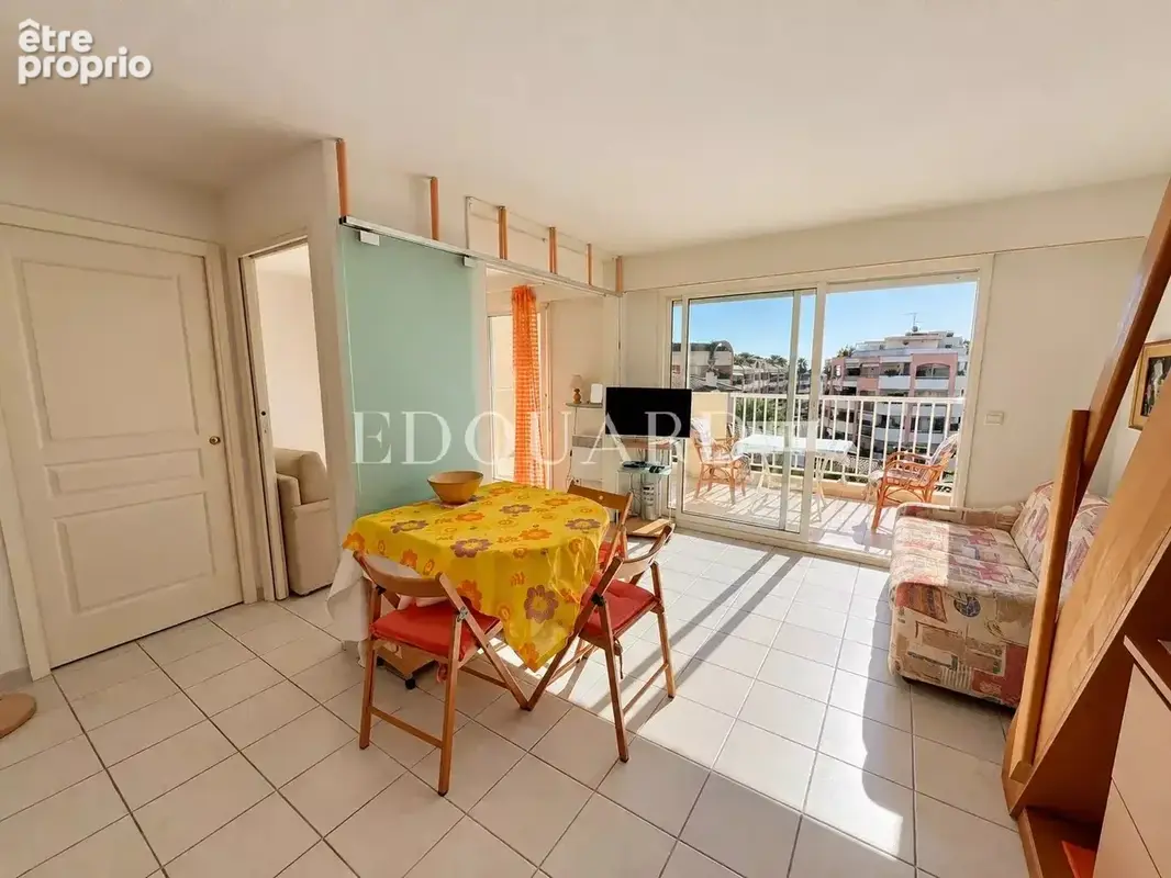 Appartement à ROQUEBRUNE-CAP-MARTIN