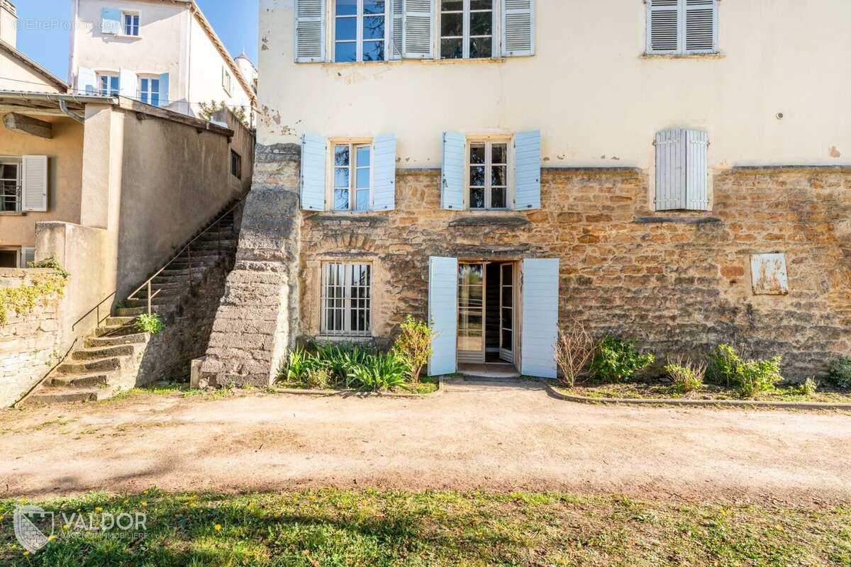 Appartement à TREVOUX