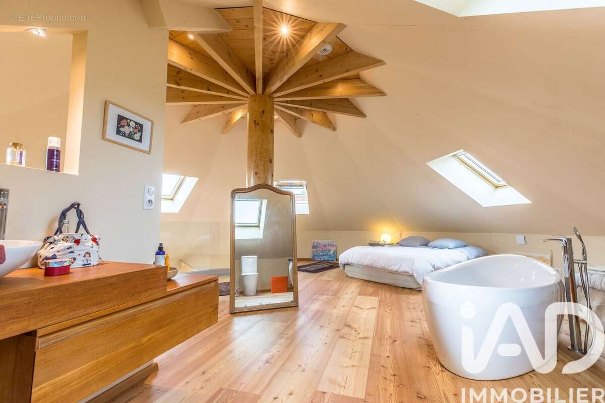 Photo 8 - Maison à SAINT-GENIX-SUR-GUIERS