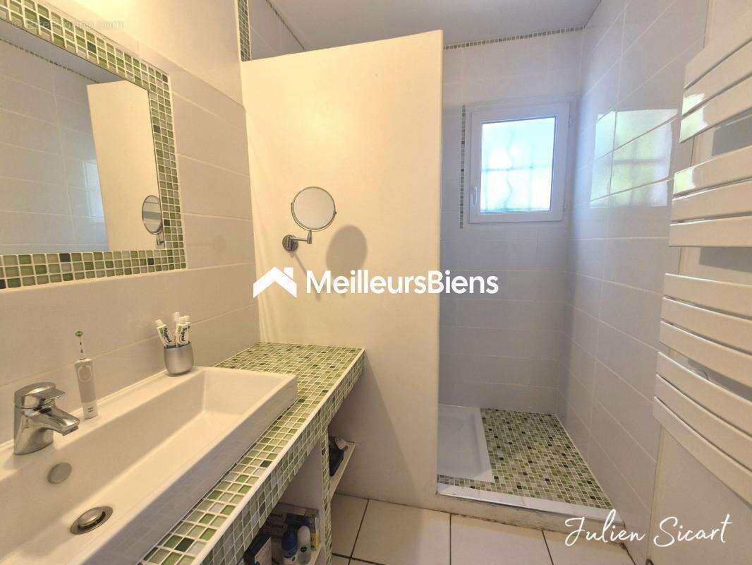 Villa 4 faces avec piscine - photo 14
