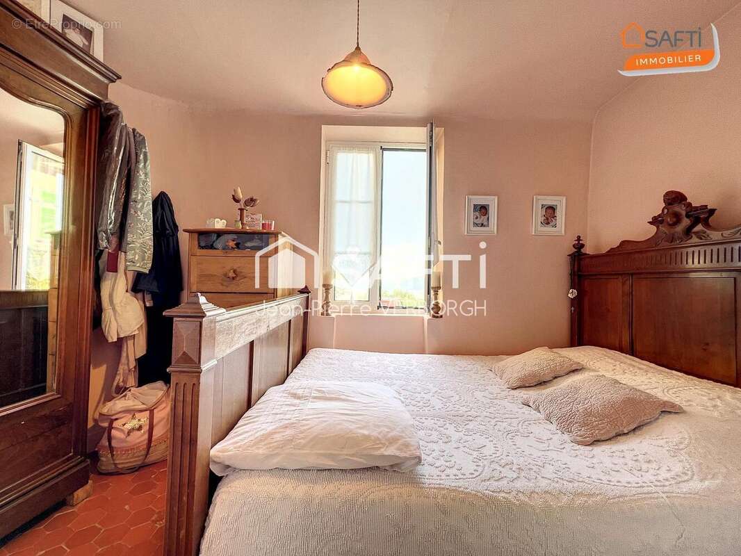Maison 93 m² à Aiguines  - photo 5
