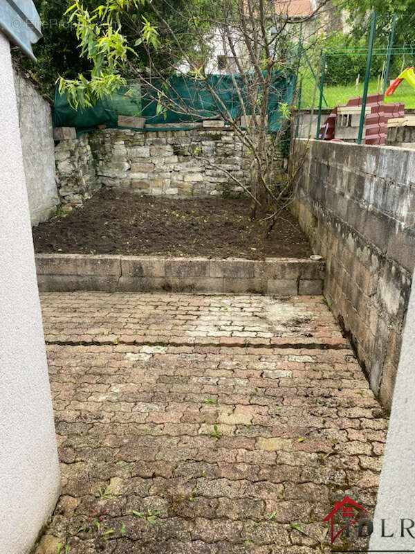 maison d'habitation de 19 m2 sur un terrain de 52 m2 - photo 7