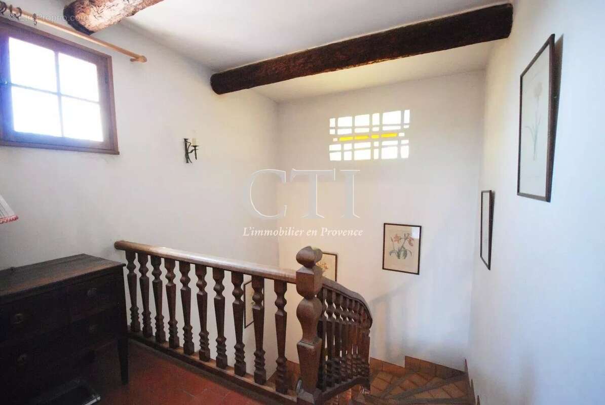 Maison à VAISON-LA-ROMAINE