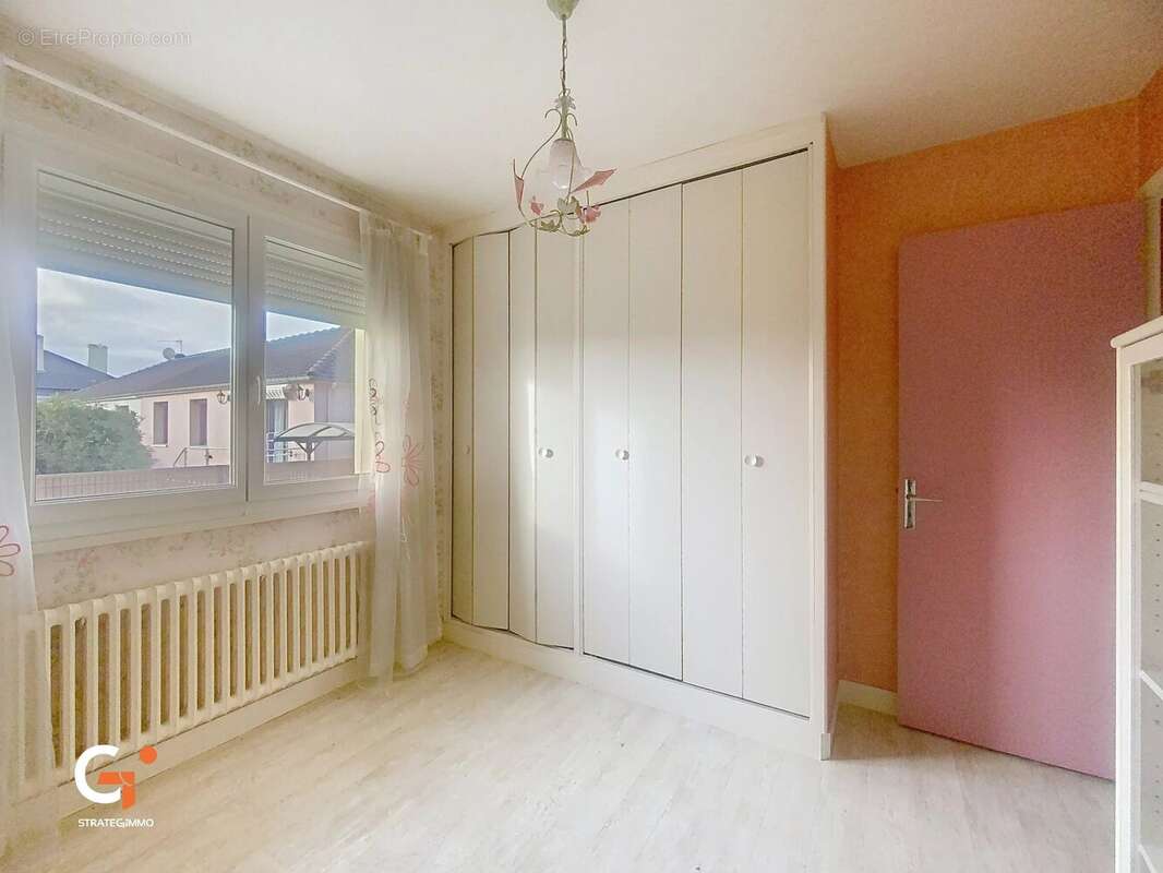 Maison à OISSEL