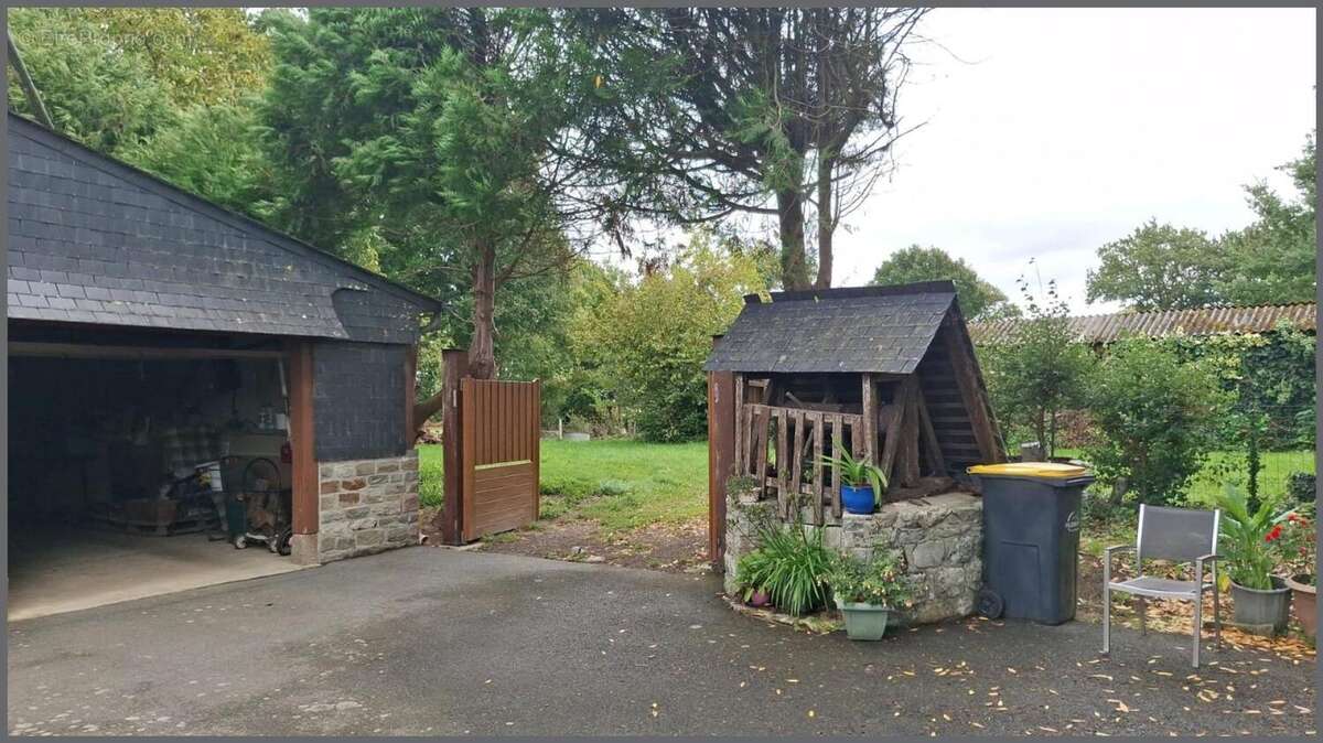 Photo 2 - Maison à MELESSE