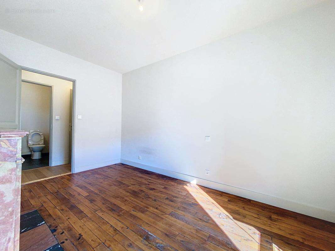 Appartement à LYON-6E