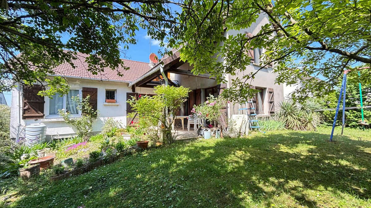 Maison à ASNIERES-SUR-OISE