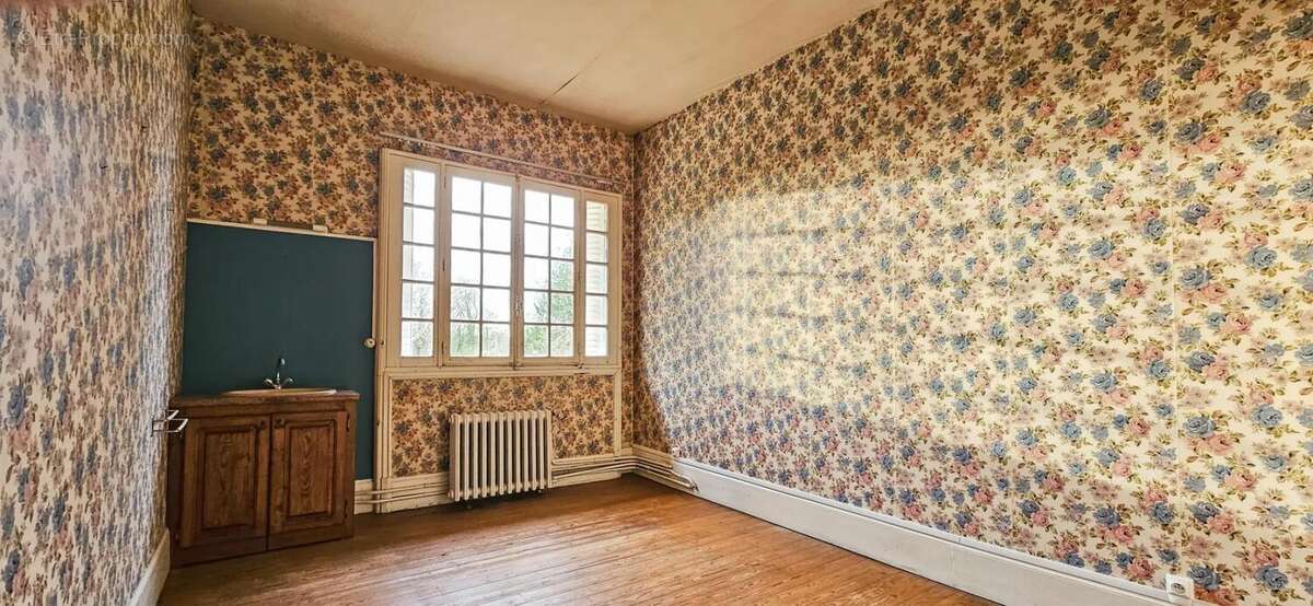 Maison à VAILLY-SUR-AISNE