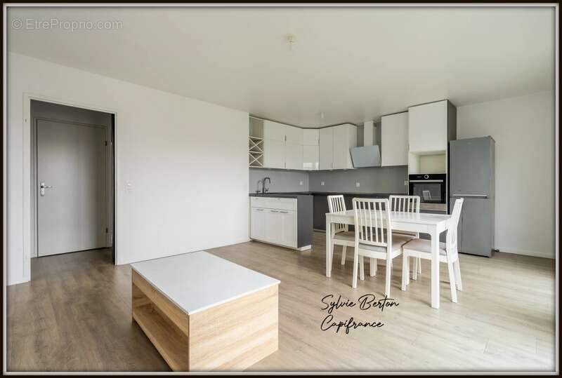 Appartement à LIVRY-GARGAN