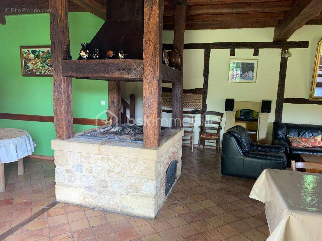 Maison à LALINDE