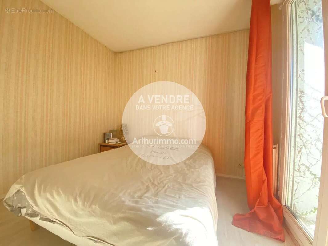 Appartement T3 de 65 m2 avec jardin privatif. - photo 4