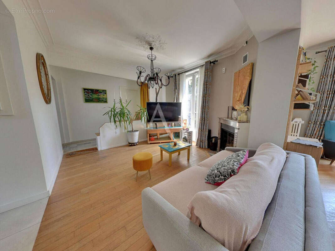 Maison à TOURNAN-EN-BRIE
