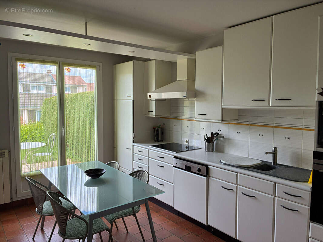Maison à THISE