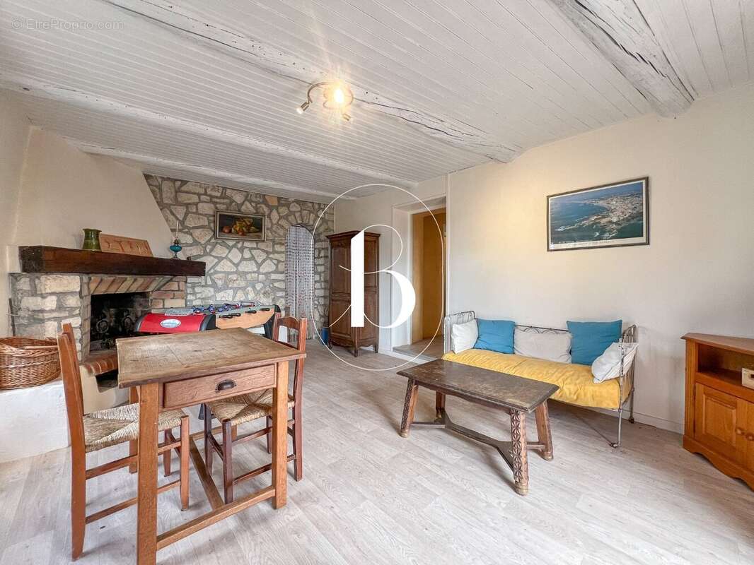 Maison à GOUDARGUES