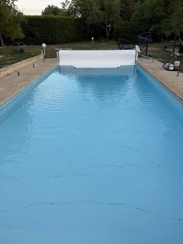 Maison d'architecte de 284 m² avec parc et piscine chauffée - Neuville de Poitou - photo 19