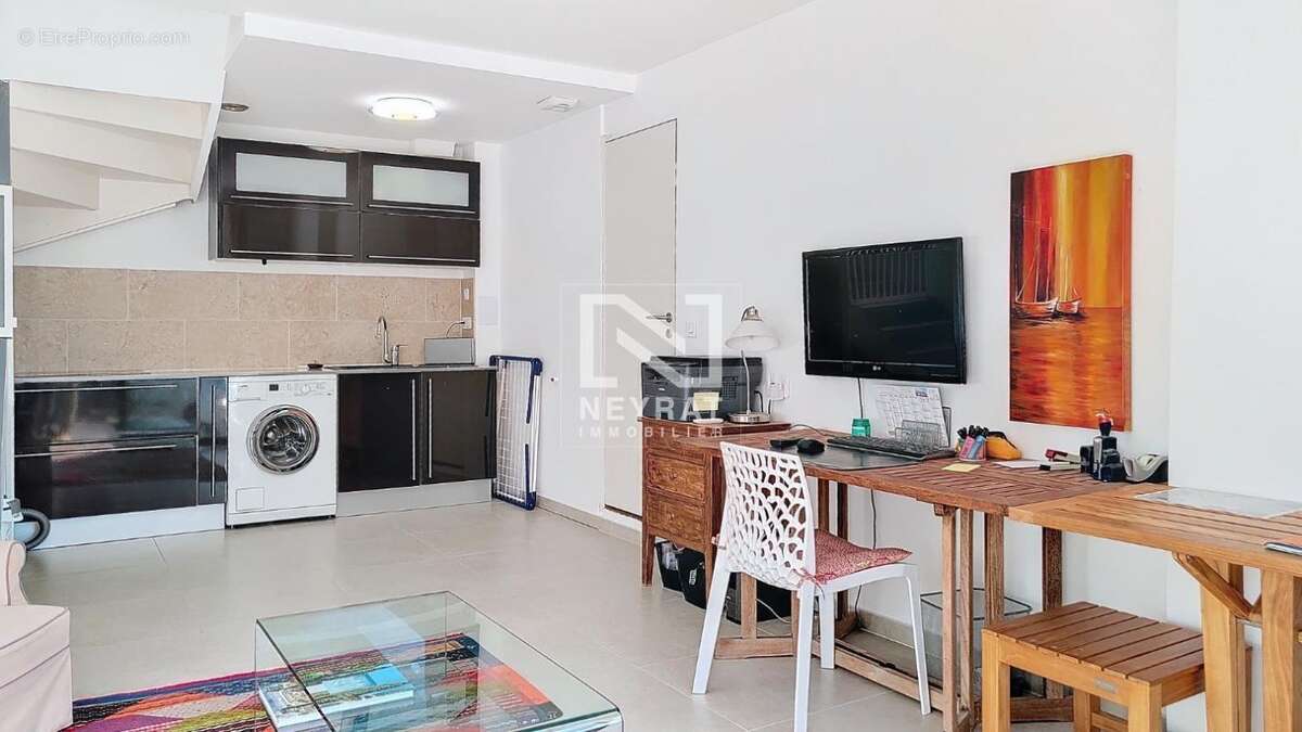 Maison à MONTAUROUX