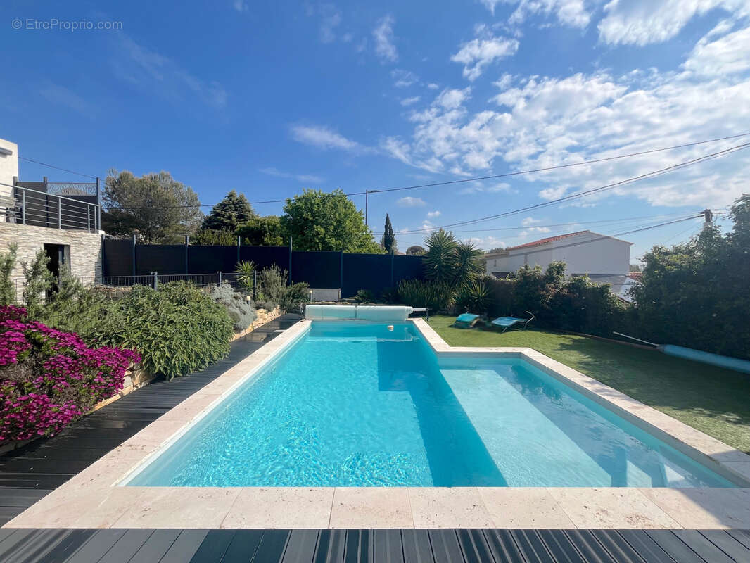 *Sanary - Maison récente avec piscine - photo 3