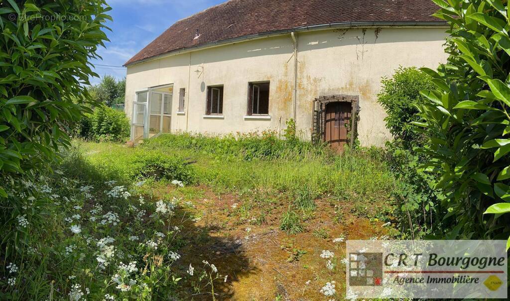 Maison à DIGES