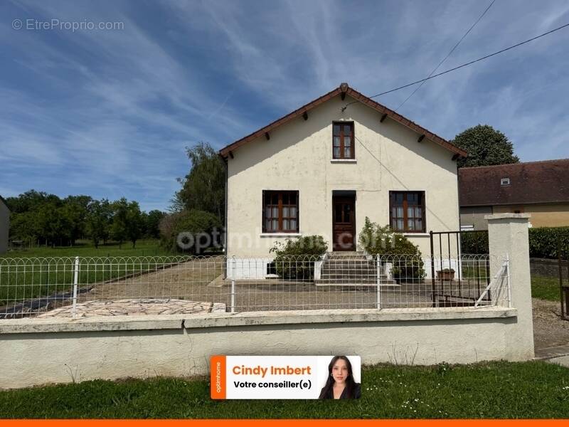 Maison à CROMAC