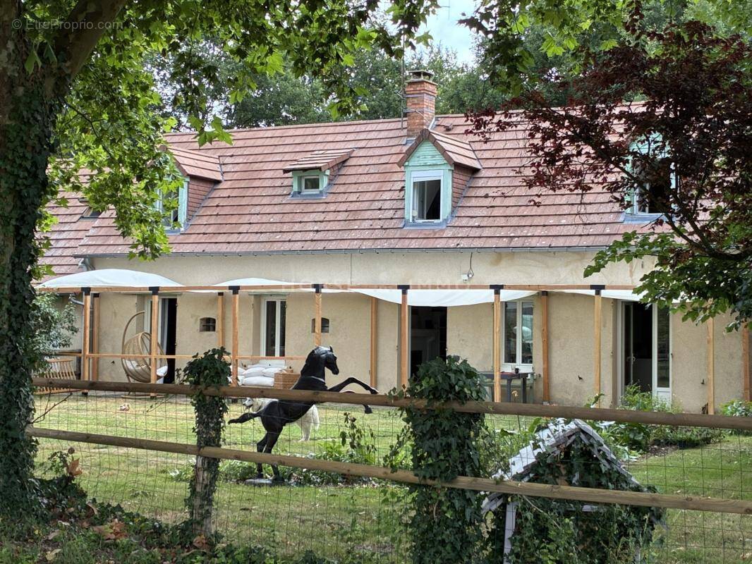 Maison à ROEZE-SUR-SARTHE