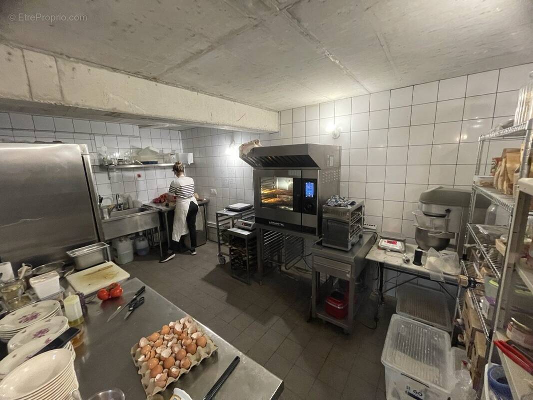Autre à PARIS-20E