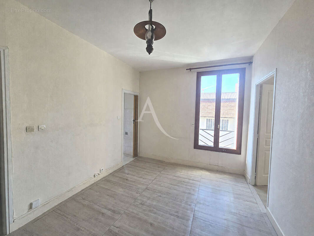 Appartement à IVRY-SUR-SEINE
