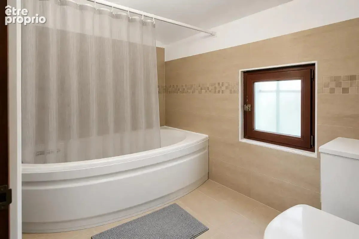Maison de 4 pièces de 93 m² à Flassans-sur-Issole - photo 11