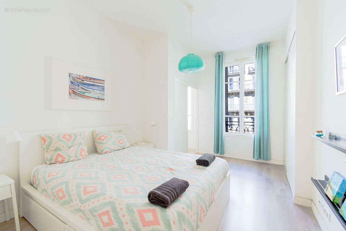 Appartement à MARSEILLE-2E