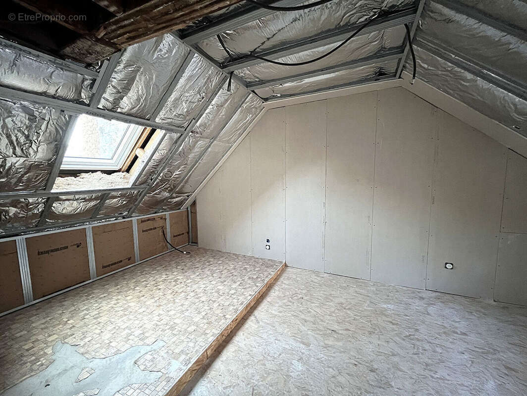 Maison de ville de 190 m² avec garage et patio - photo 16